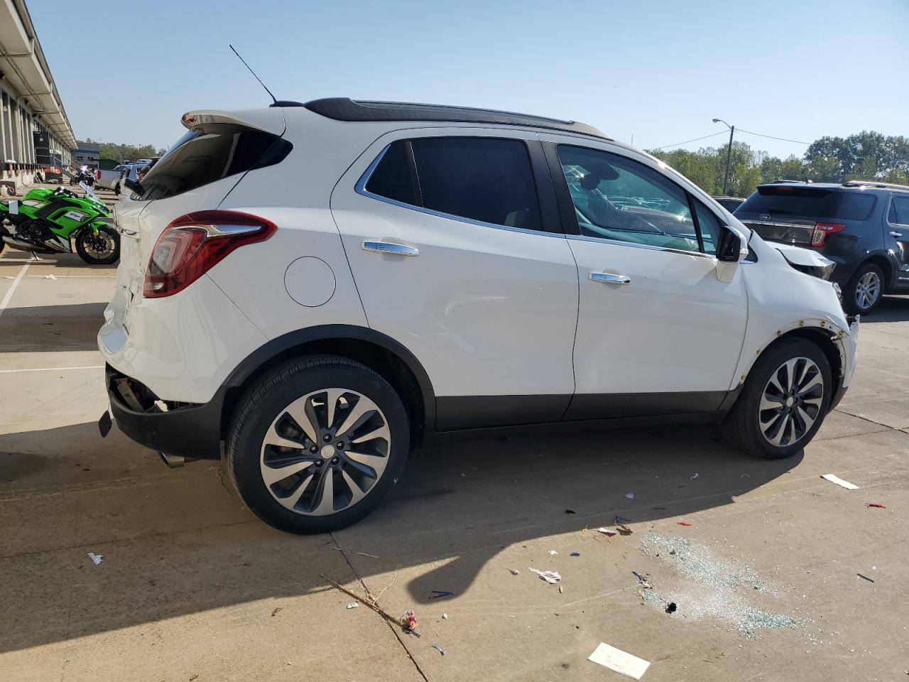 Buick Encore Essence Image 7