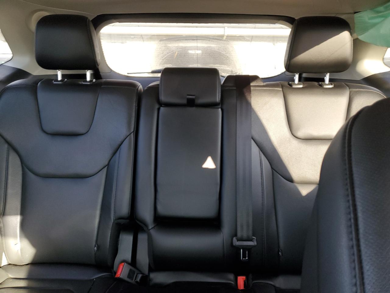 Ford Edge Titanium Image 7