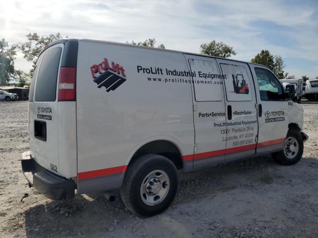 Chevrolet Express Image 4