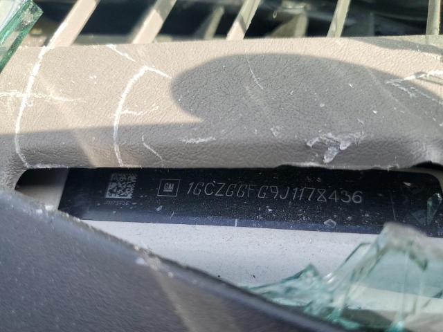 Chevrolet Express Image 3