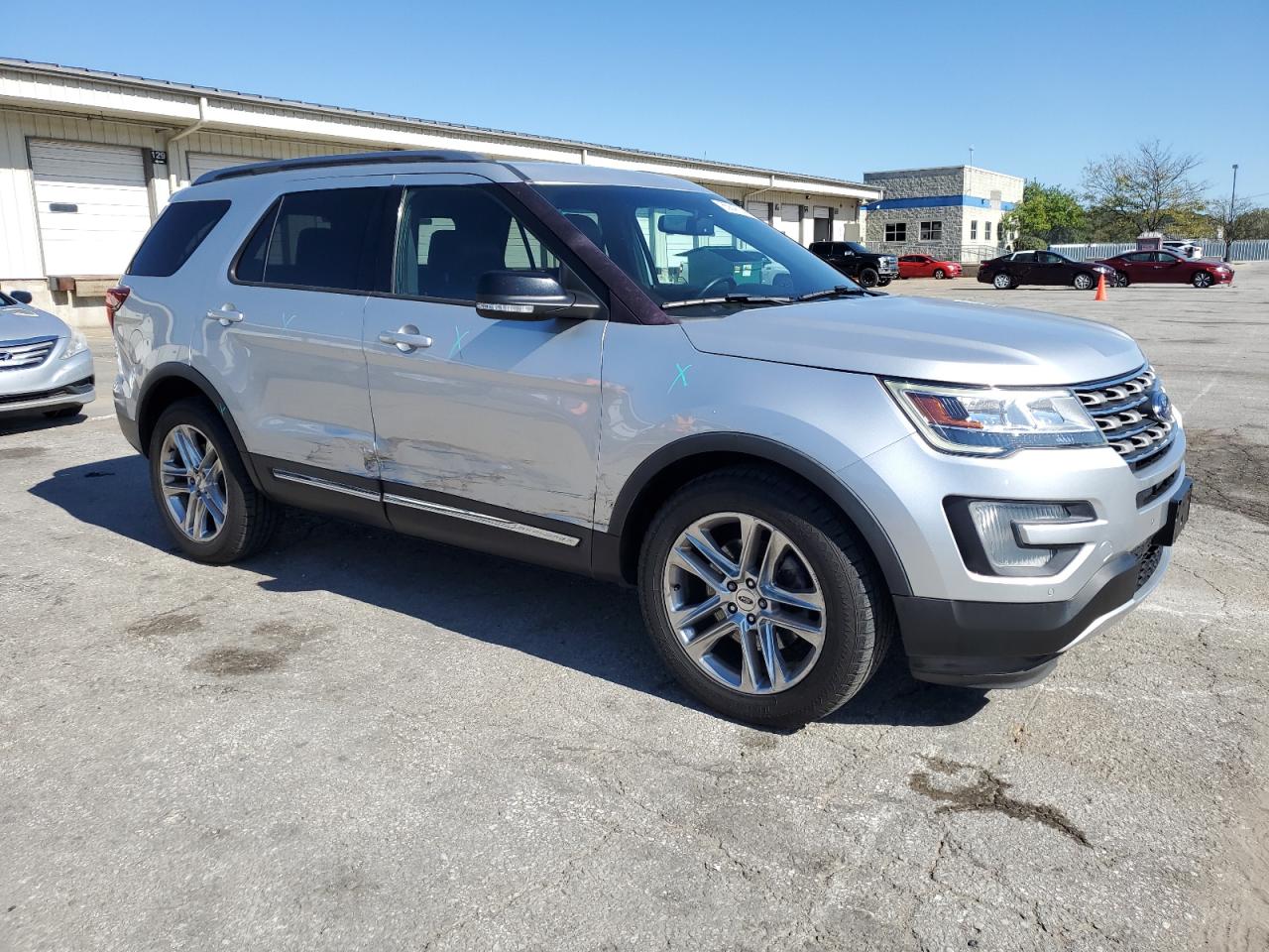 Ford Explorer Xlt Image 6