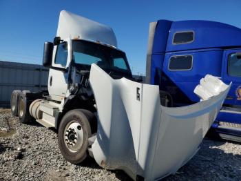  Salvage International Lt625