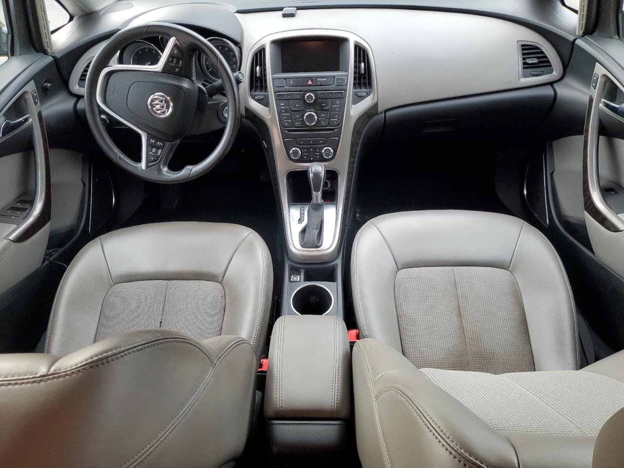 Buick Verano Image 8