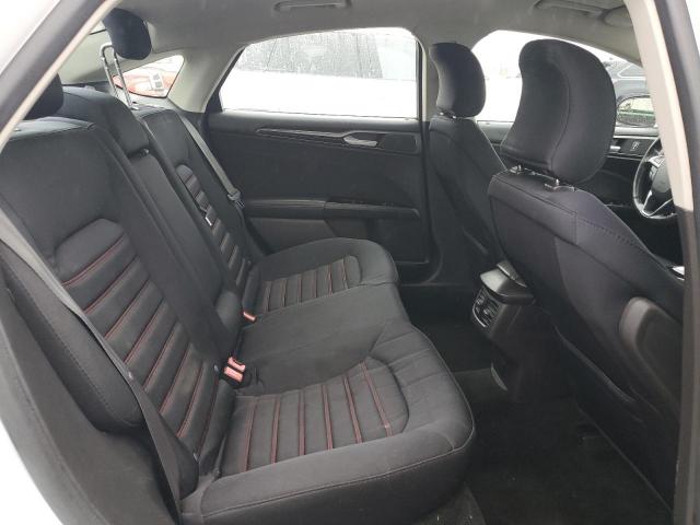 Ford Fusion Se Image 11