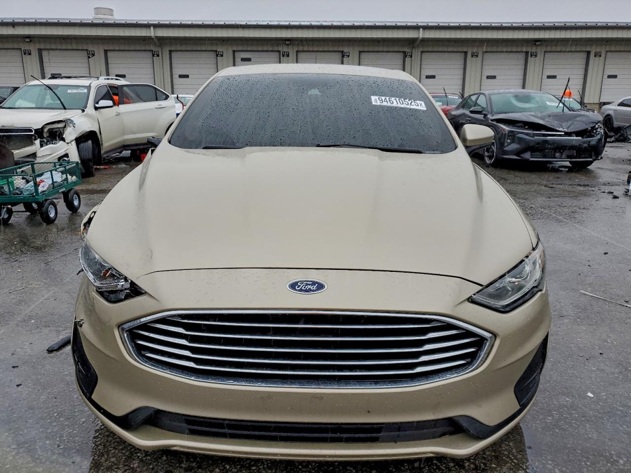 Ford Fusion S Image 2