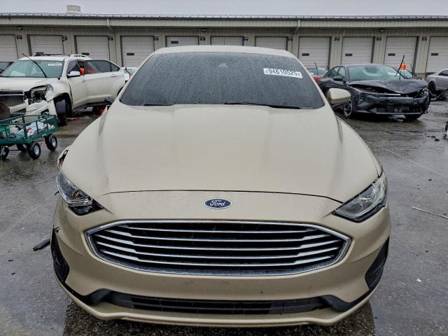 Ford Fusion S Image 2