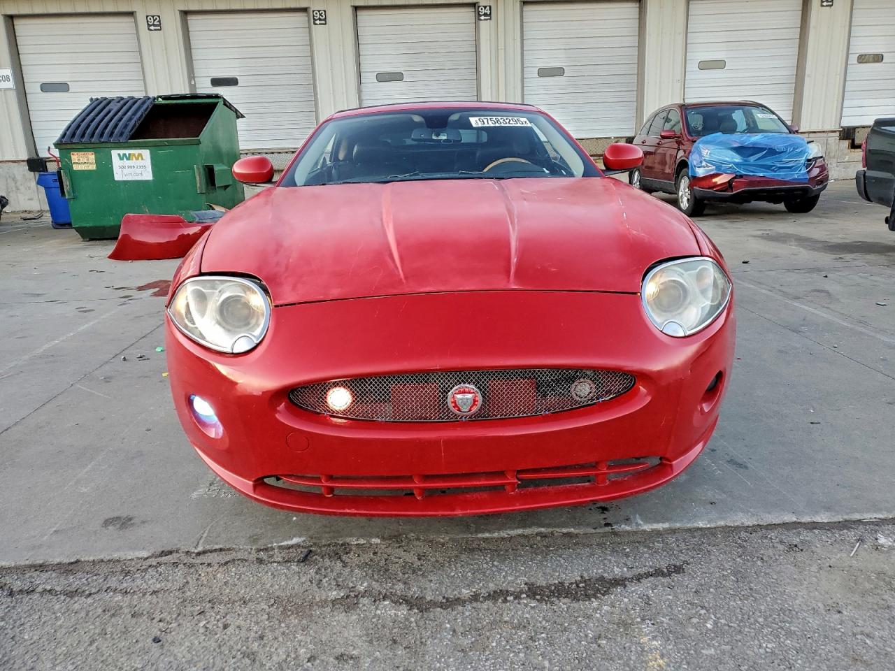 Jaguar XK Image 11