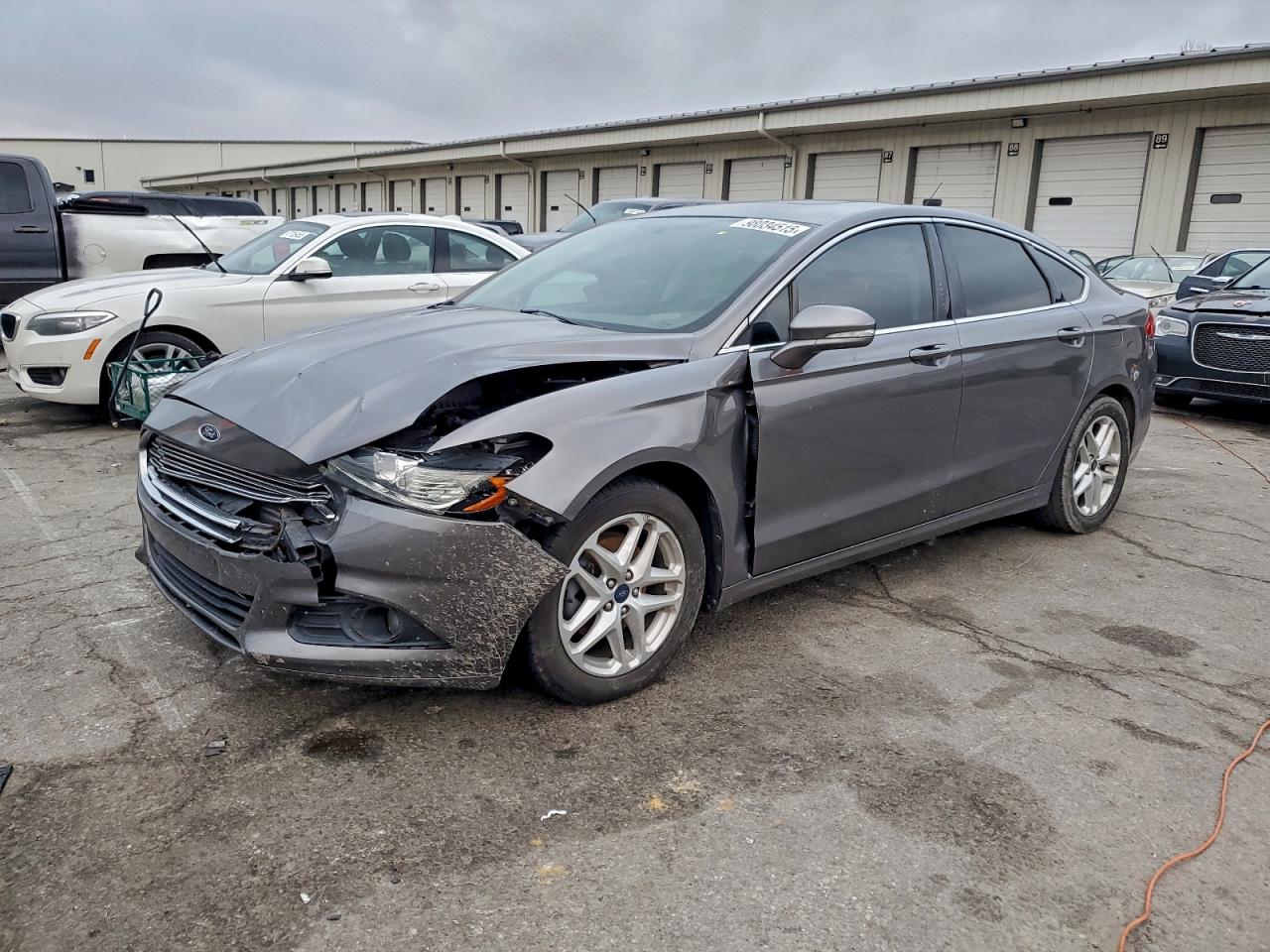 Ford Fusion Se Image 1