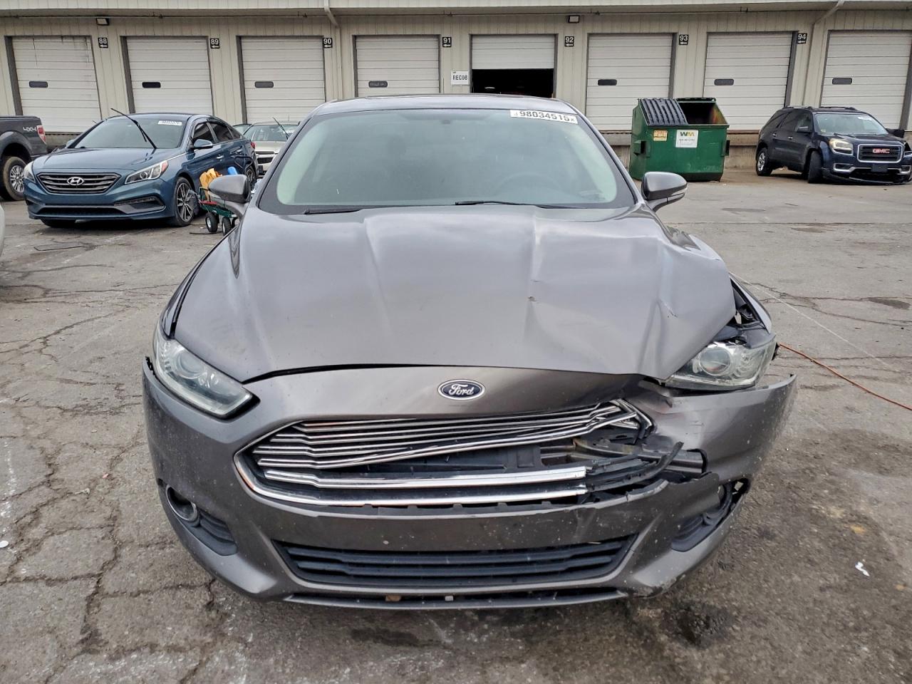 Ford Fusion Se Image 7