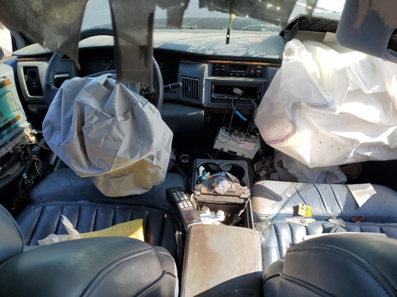 Buick Roadmaster Image 10