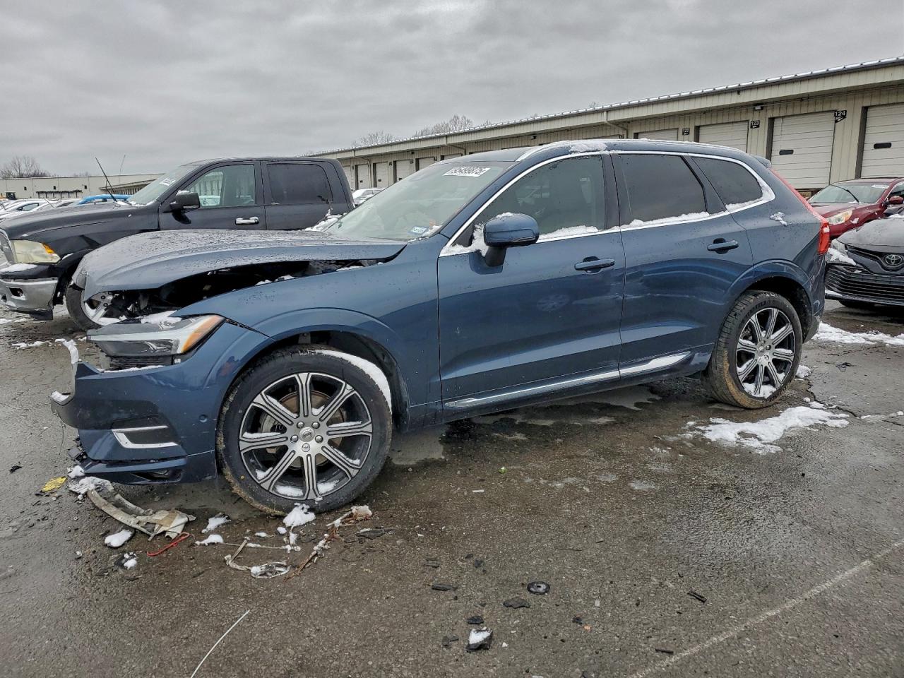 Volvo XC60 T5 Inscription Image 1