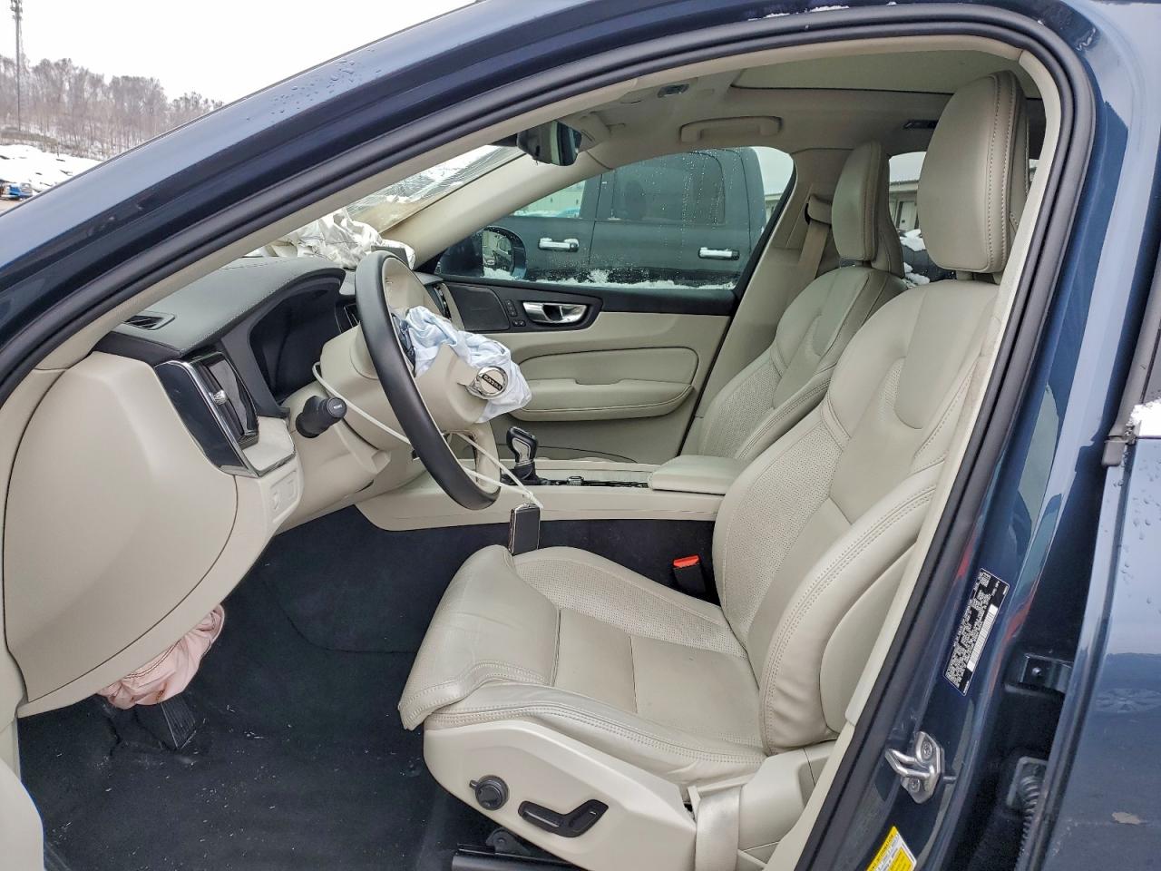 Volvo XC60 T5 Inscription Image 13