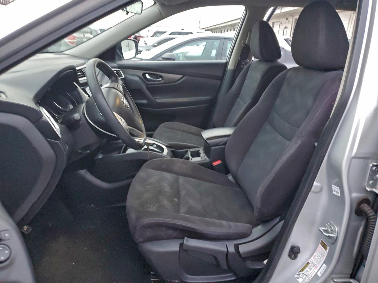 Nissan Rogue S Image 11