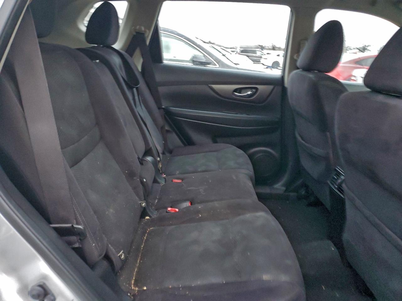 Nissan Rogue S Image 14