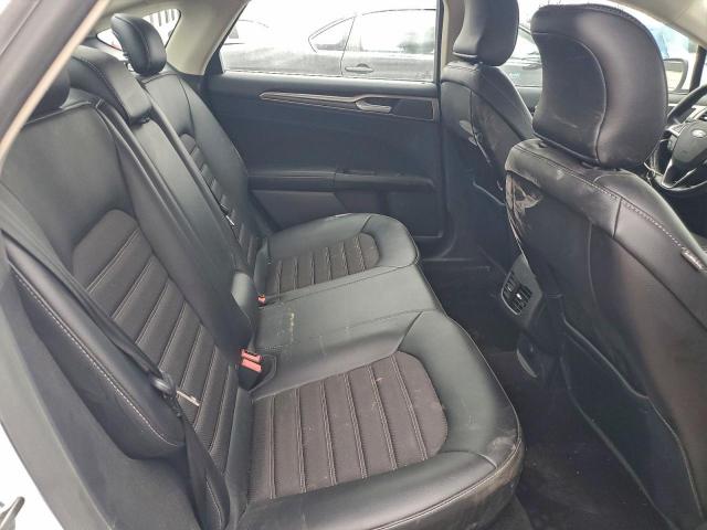 Ford Fusion Se Hybrid Image 11