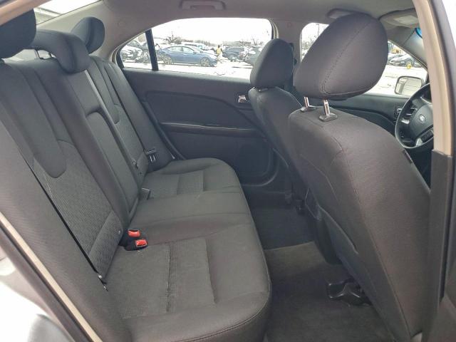 Ford Fusion Se Image 2