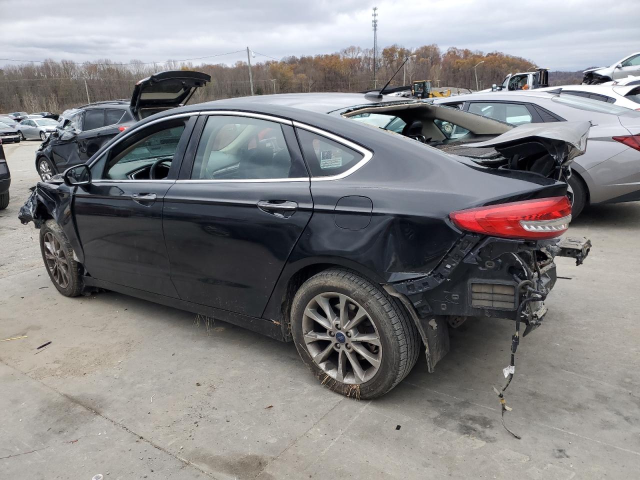 Ford Fusion Se Image 8