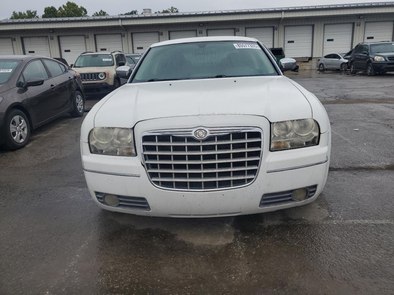 Chrysler 300 Touring Image 6