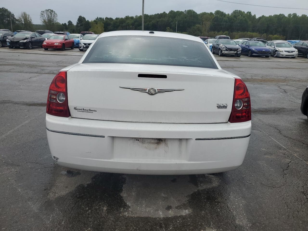 Chrysler 300 Touring Image 2