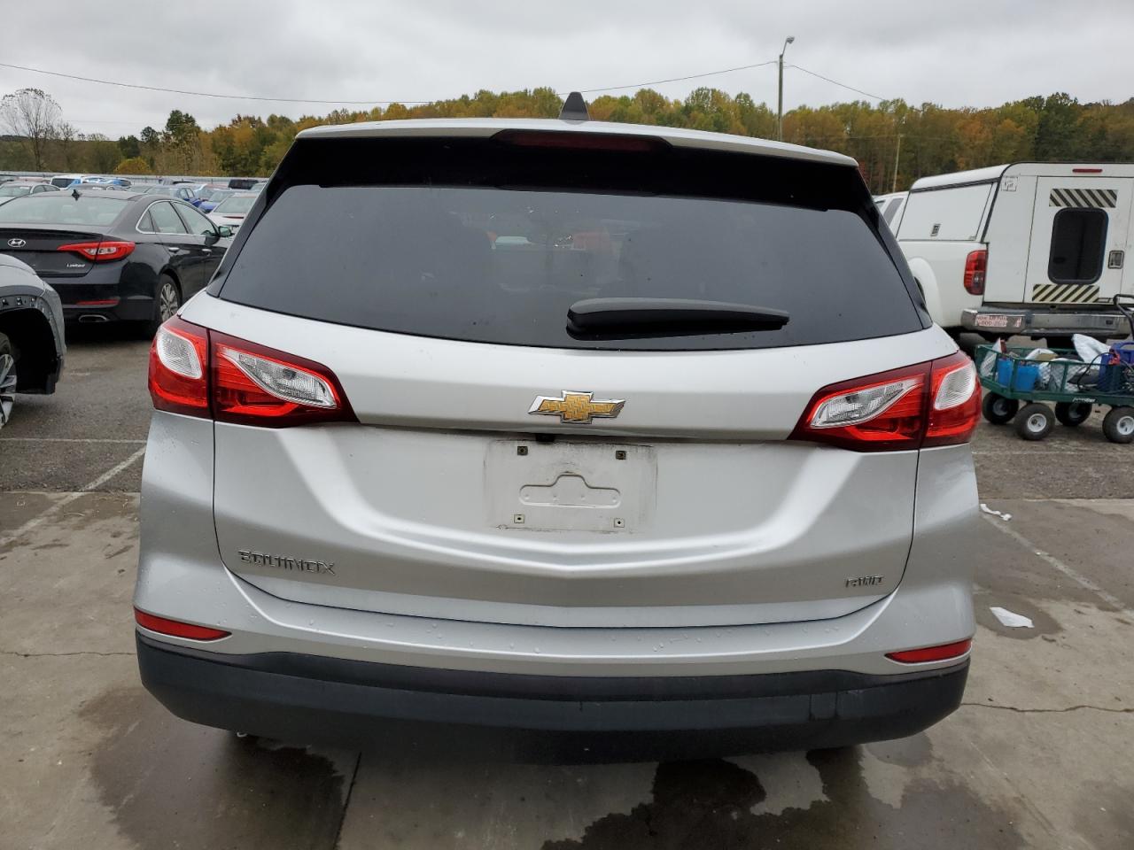 Chevrolet Equinox Ls Image 13