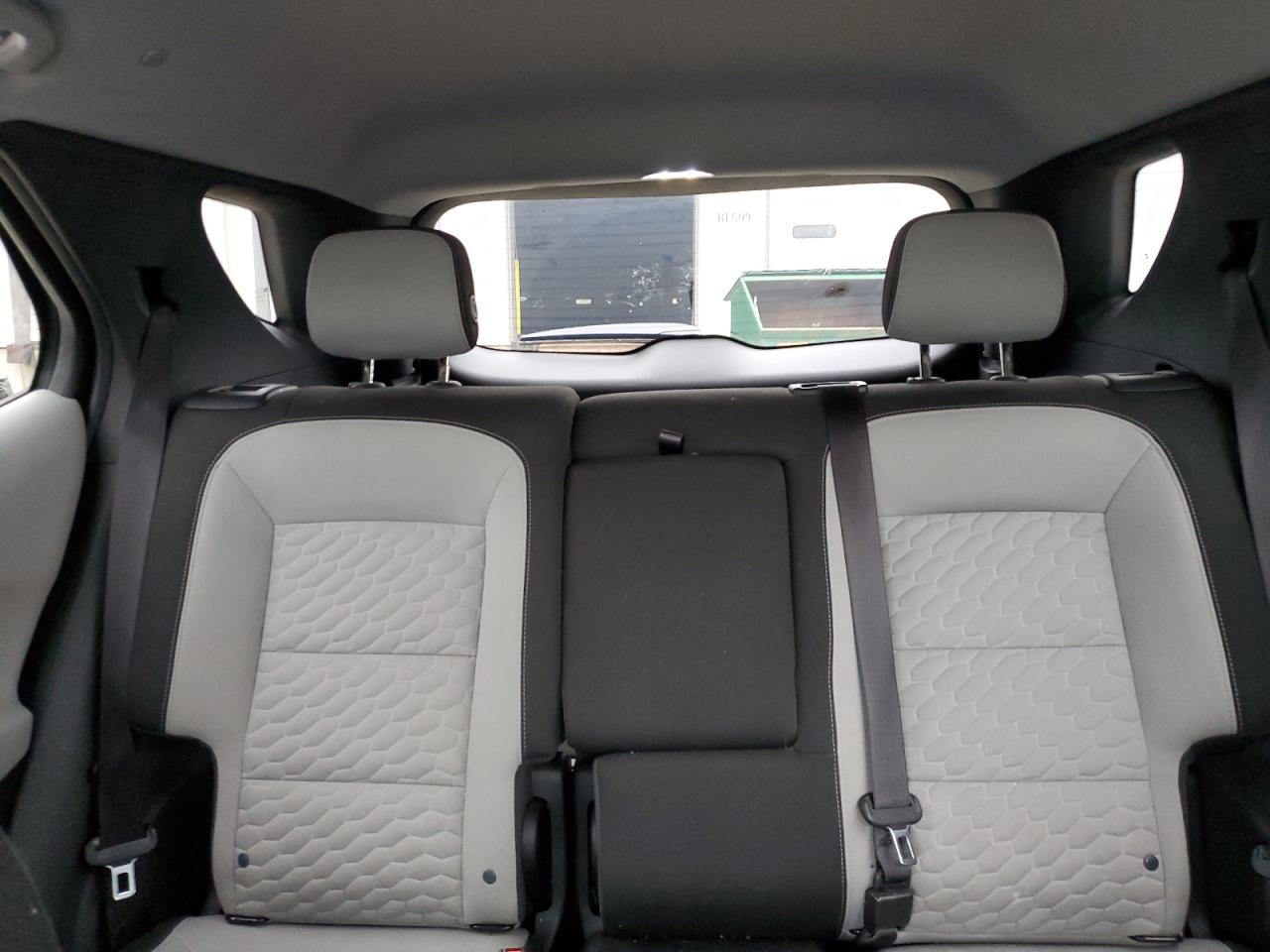 Chevrolet Equinox Ls Image 10