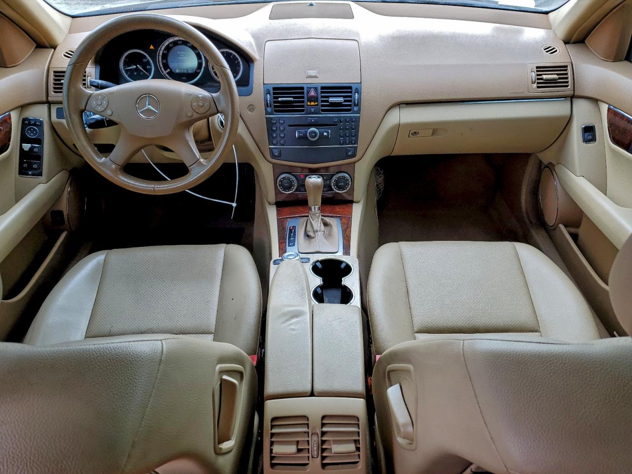 Mercedes-Benz C-Class 300 4matic Image 9