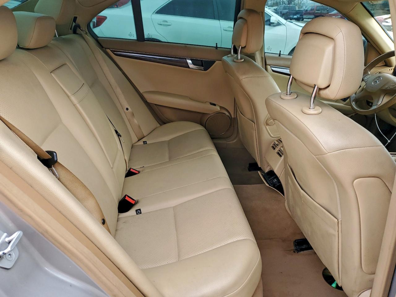 Mercedes-Benz C-Class 300 4matic Image 11