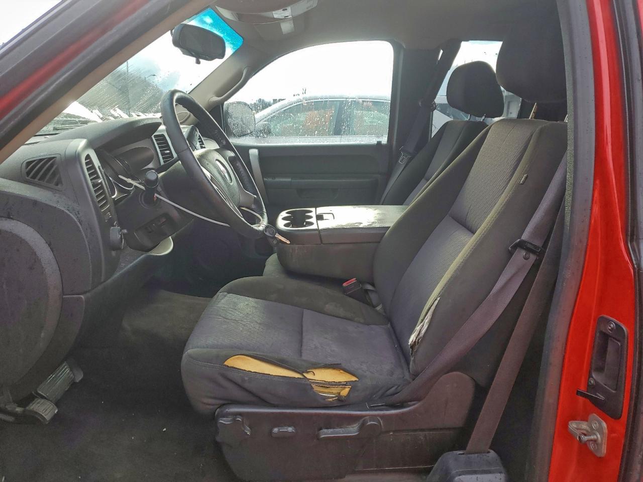 GMC Sierra C1500 Sle Image 12