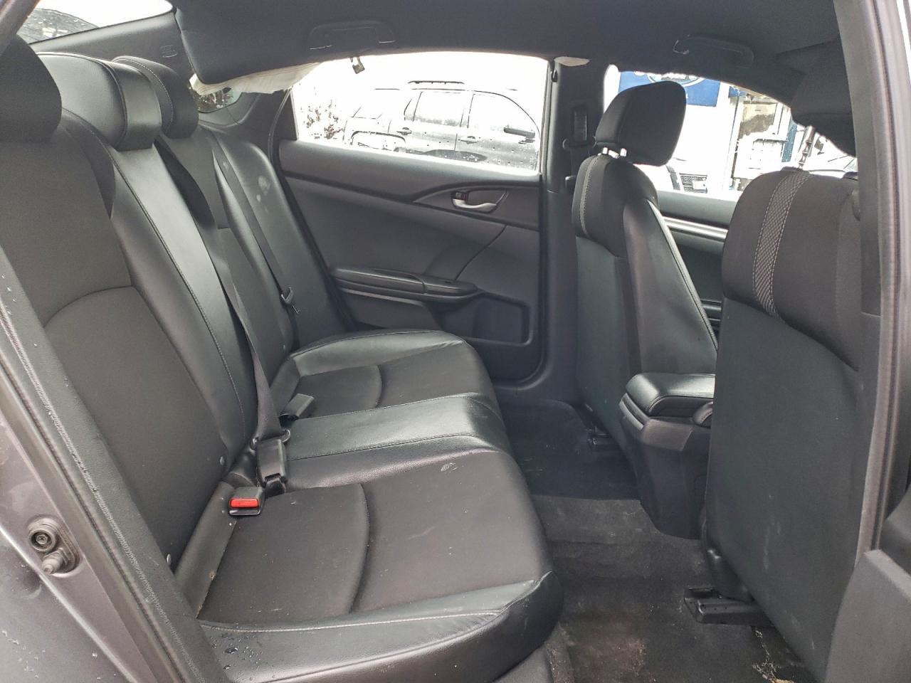 Honda Civic Sport Image 7