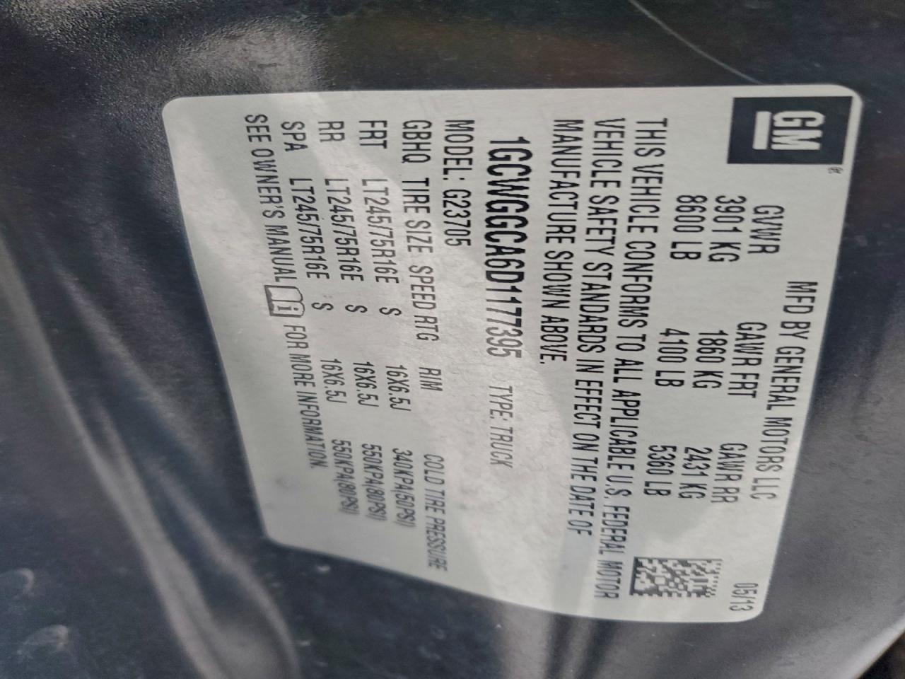 Chevrolet Express Image 14