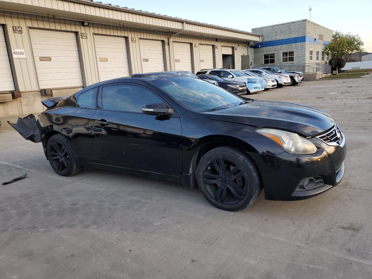 Nissan Altima S Image 4