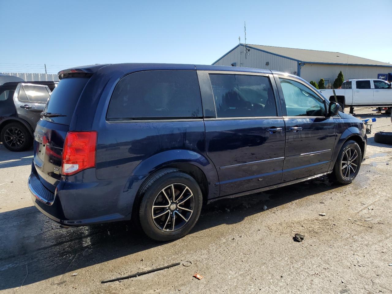 Dodge Caravan Gt Image 3