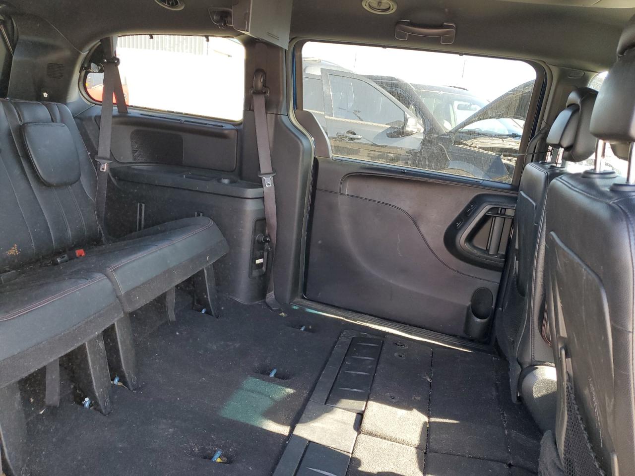 Dodge Caravan Gt Image 11