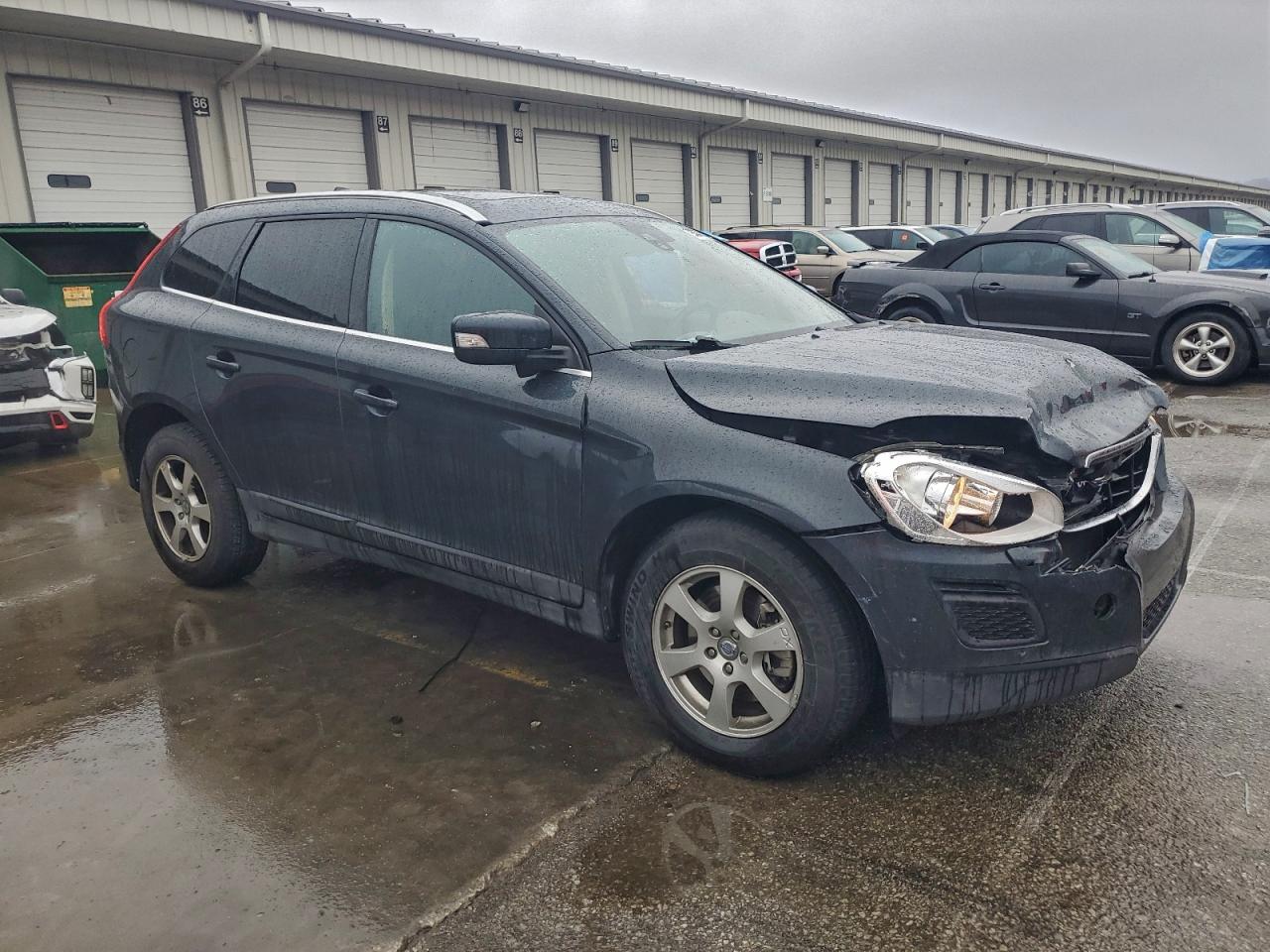 Volvo XC60 3.2 Image 10