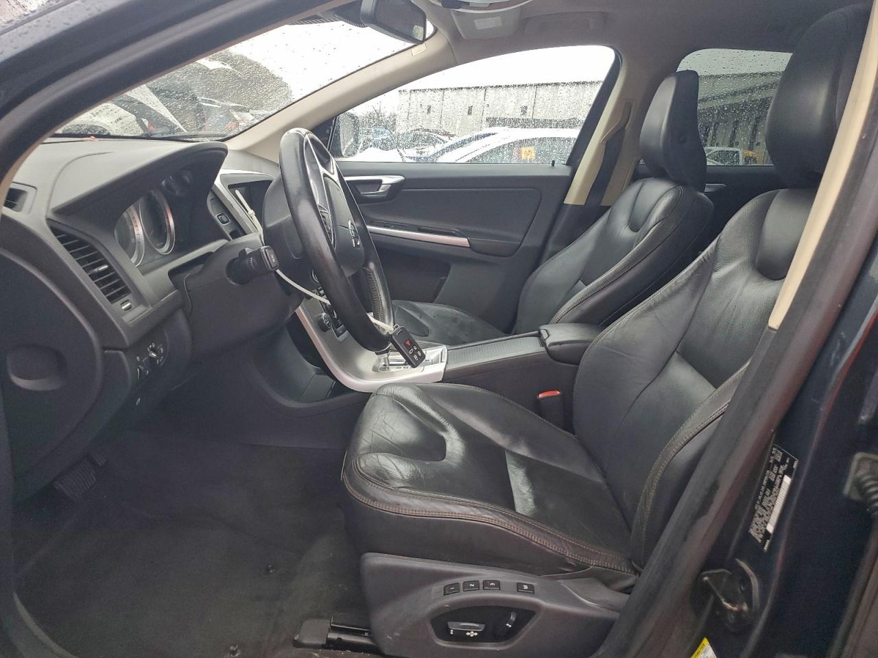 Volvo XC60 3.2 Image 12
