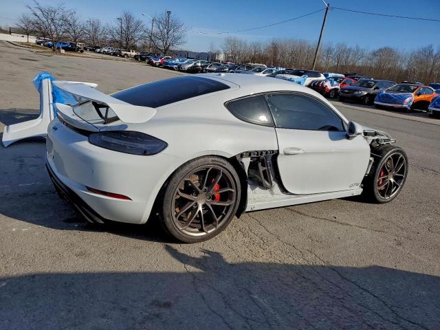 Porsche Cayman Gt4 Image 8