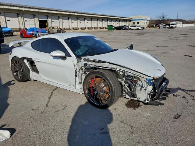 Porsche Cayman Gt4 Image 10