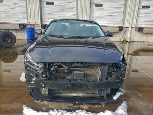 Kia Cadenza Premium Image 2