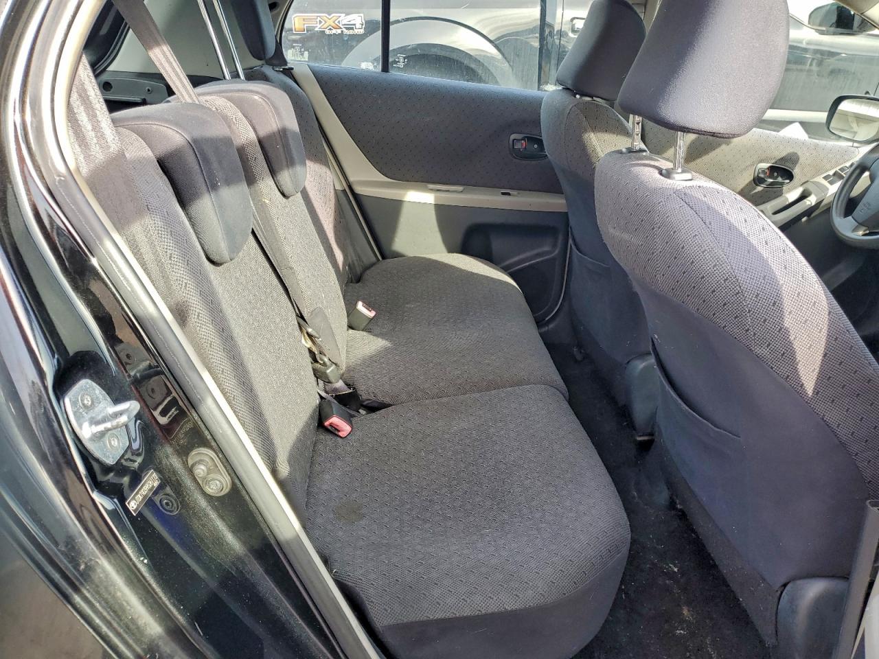 Toyota Yaris Image 7