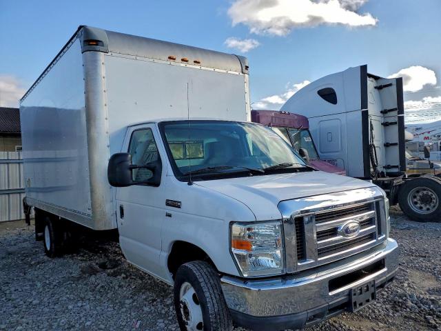 Ford Econoline E350 Super Duty Cutaway Van Image 8