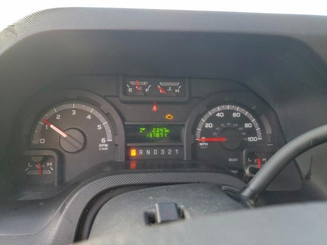 Ford Econoline E350 Super Duty Cutaway Van Image 13