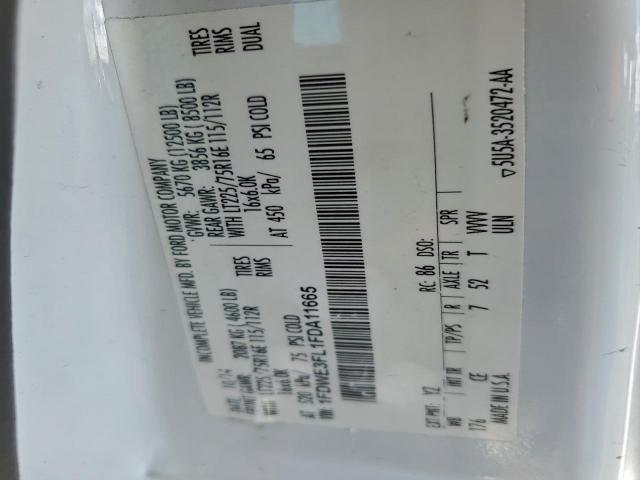 Ford Econoline E350 Super Duty Cutaway Van Image 4