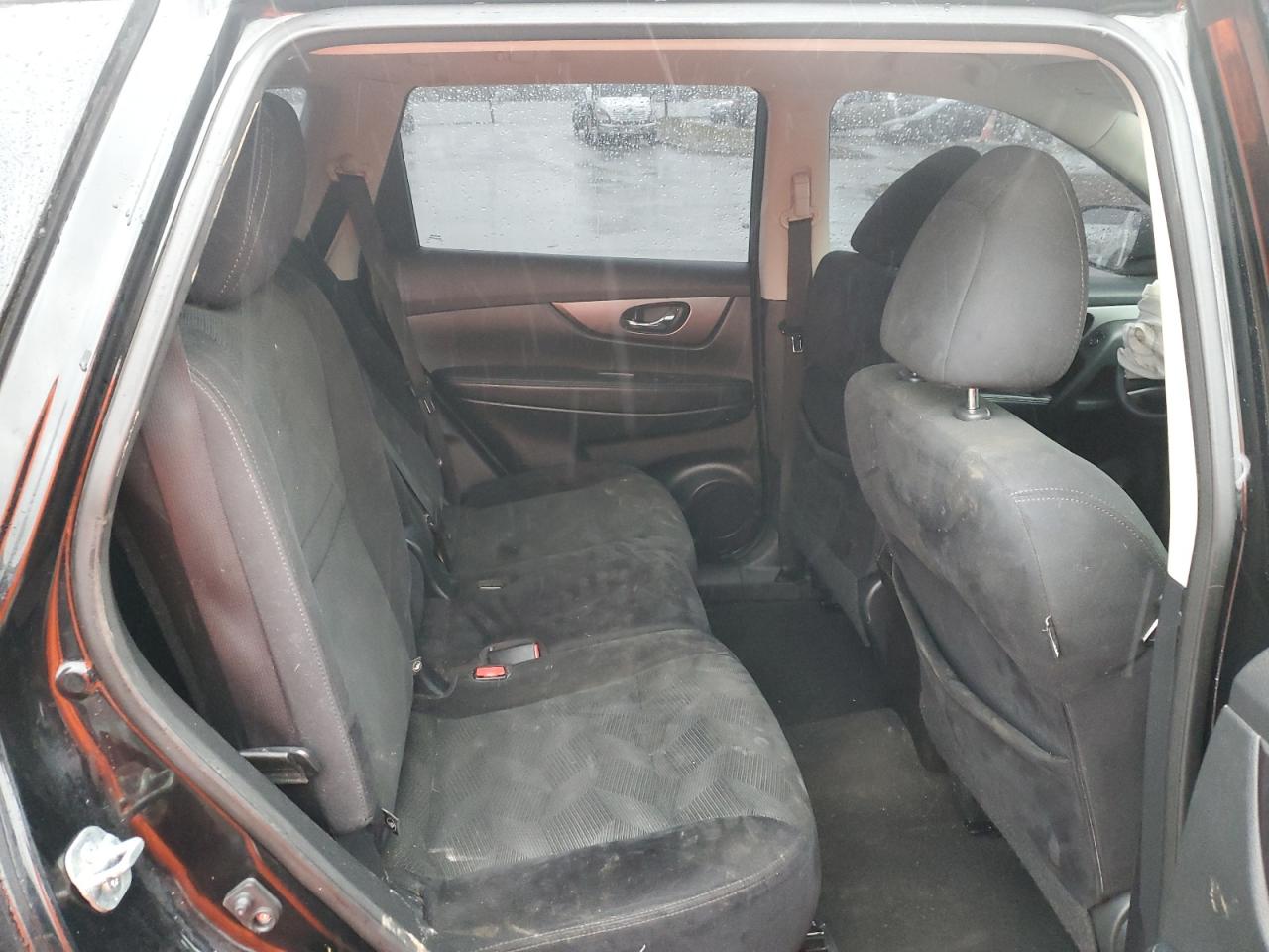 Nissan Rogue S Image 13