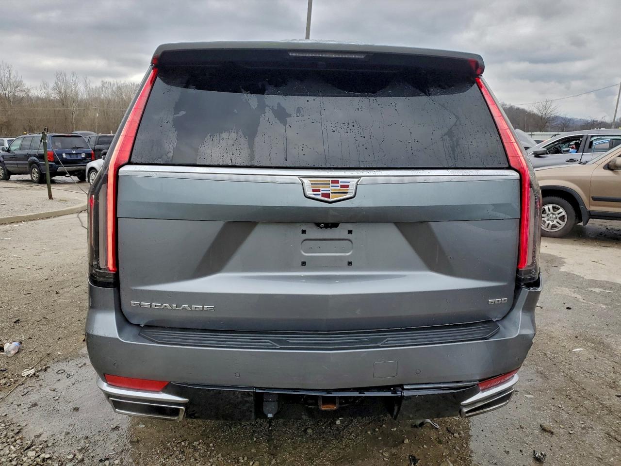 Cadillac Escalade Premium Luxury Platinum Image 4