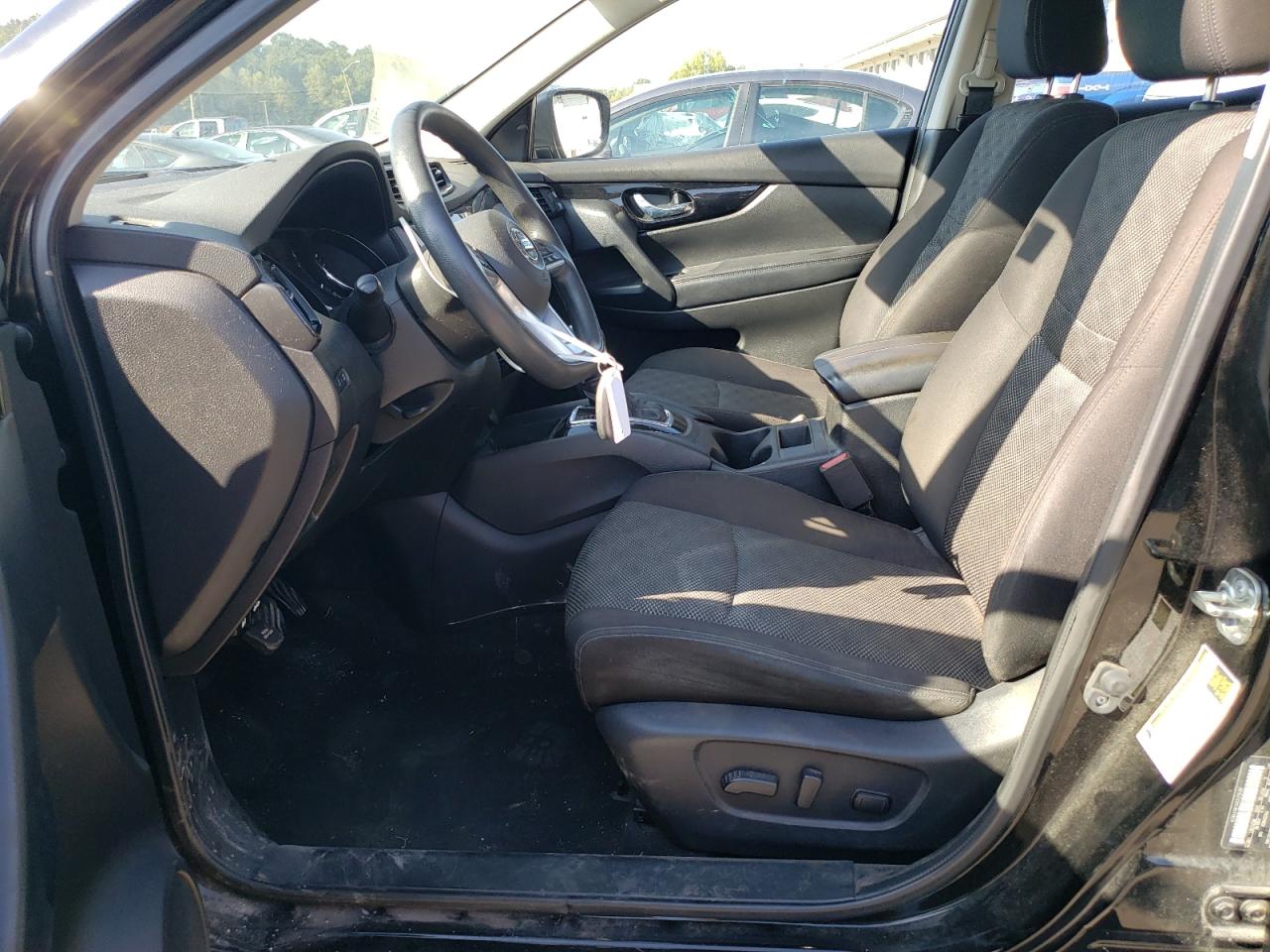 Nissan Rogue S Image 7