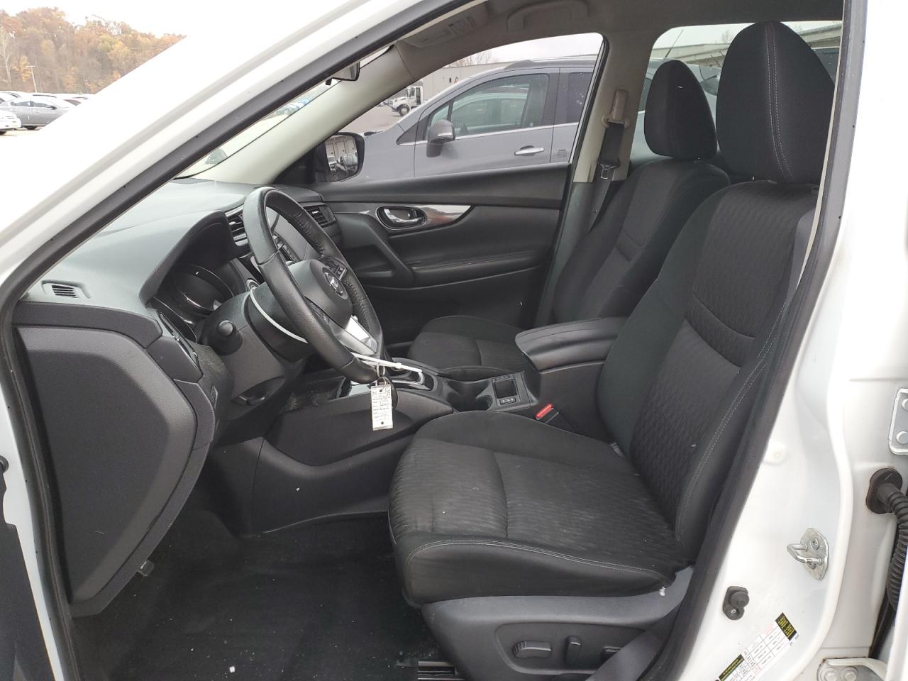 Nissan Rogue S Image 14