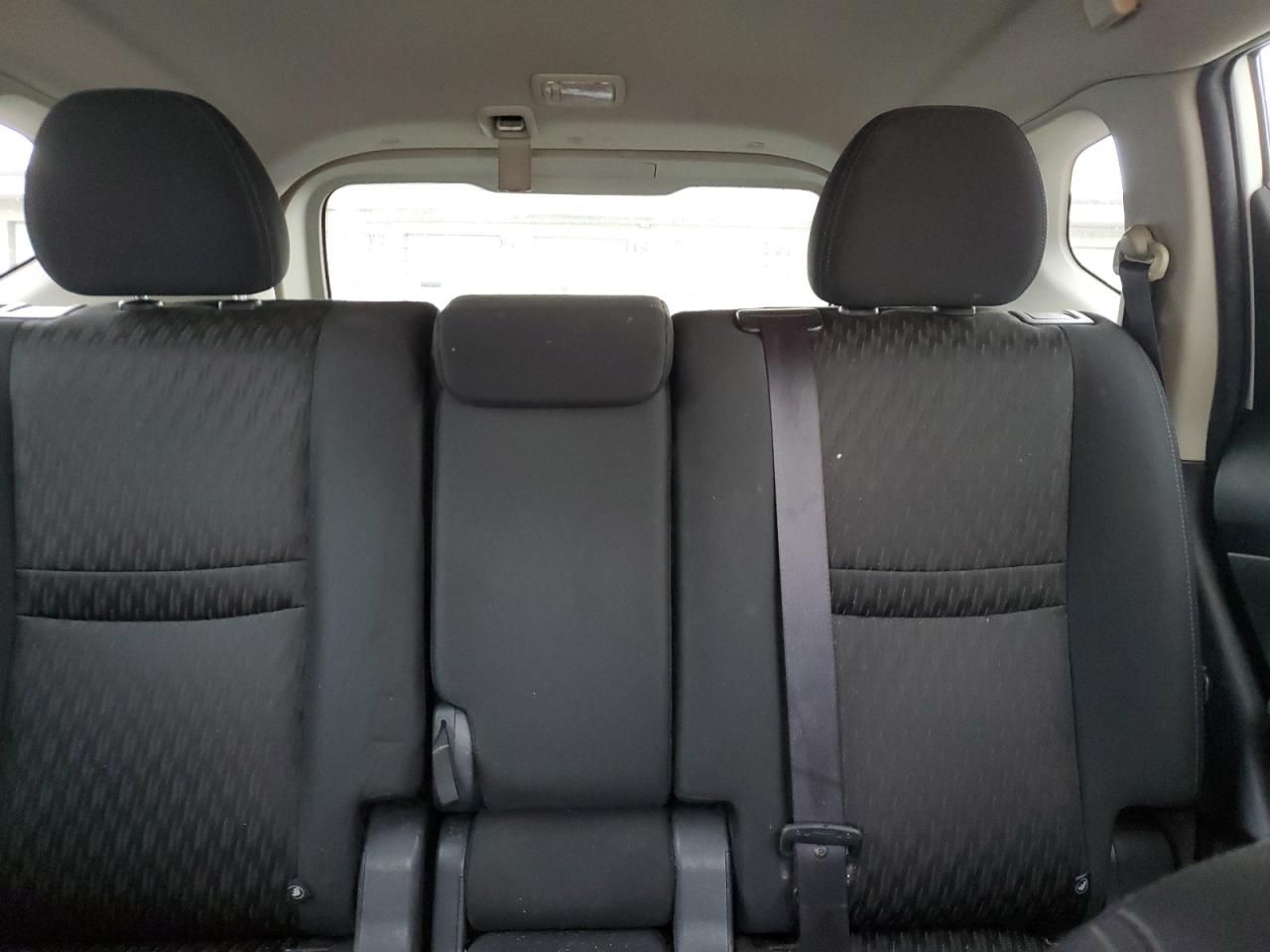 Nissan Rogue S Image 11