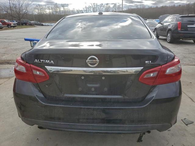 Nissan Altima 2.5 Image 4