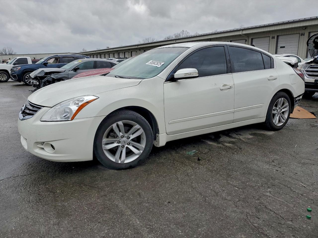 Nissan Altima Sr Image 1