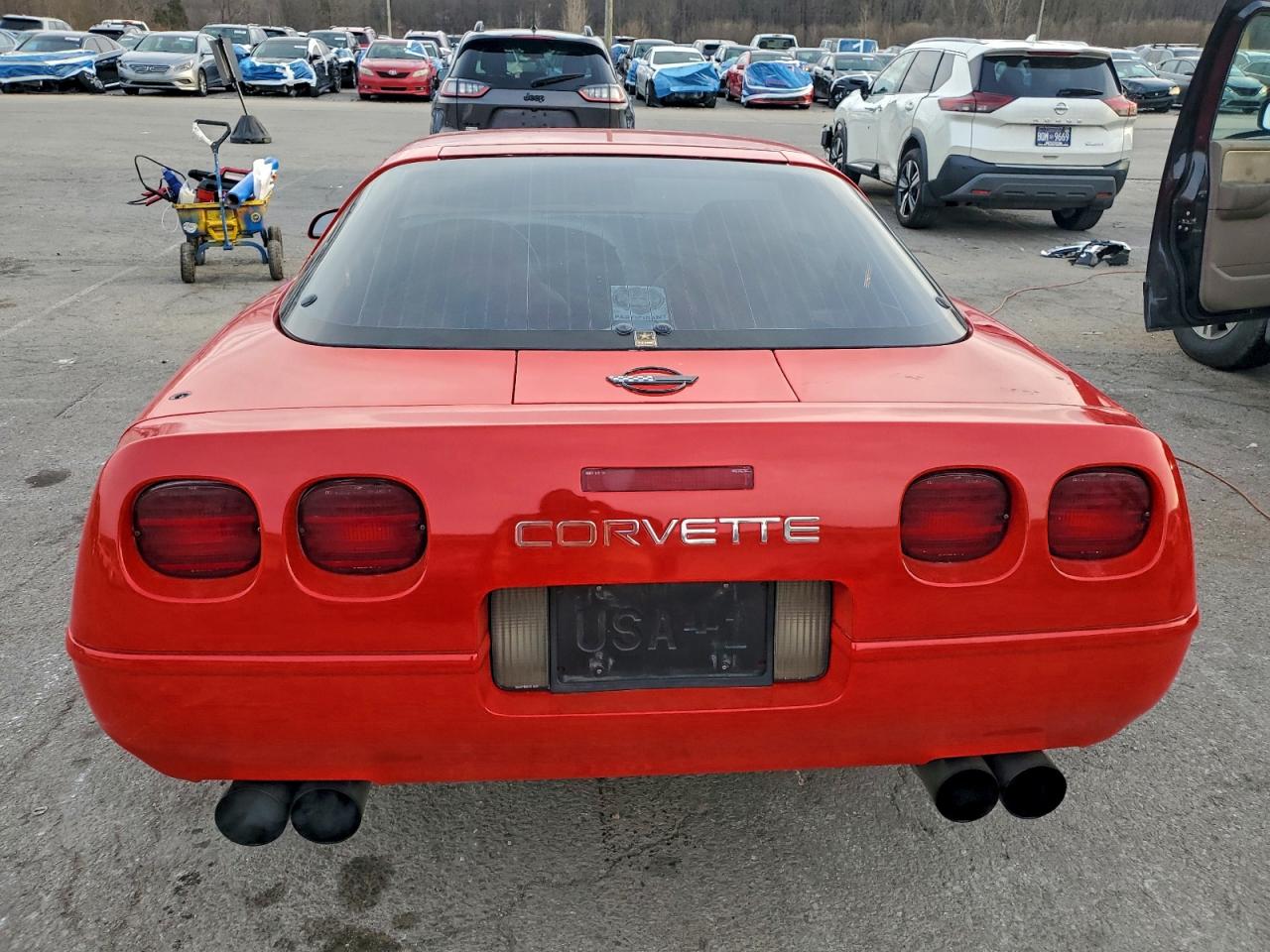 Chevrolet Corvette Image 8